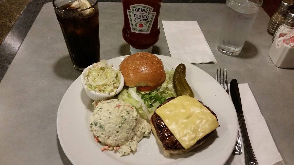 Landmark Diner | restaurant | 1027 Northern Blvd, Roslyn, NY 11576, USA | 5166274830 OR +1 516-627-4830