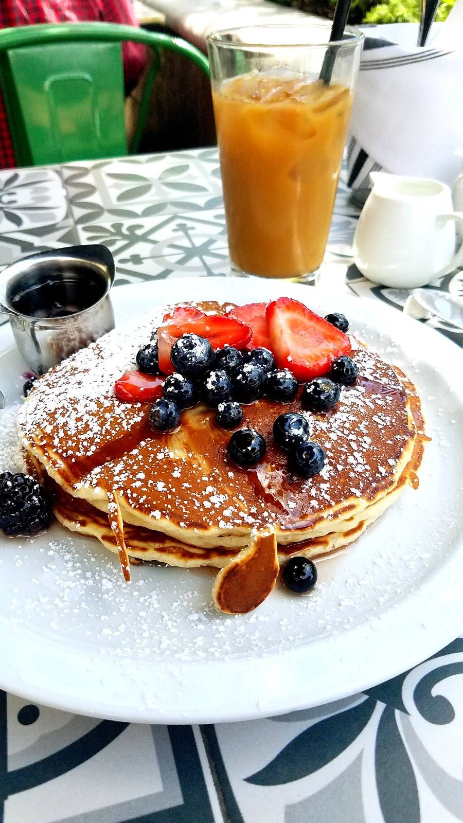 Society Kitchen | restaurant | 2901 Ocean Park Blvd #123, Santa Monica, CA 90405, USA | 3104524400 OR +1 310-452-4400