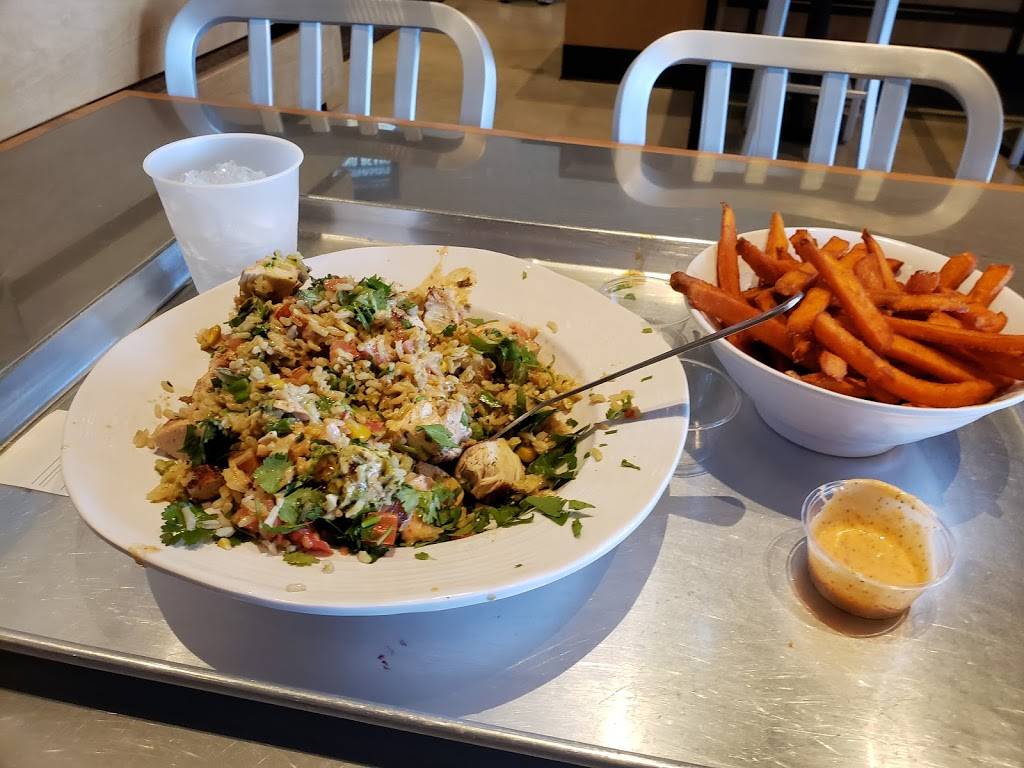 California Fish Grill | restaurant | 744 W Rancho Vista Blvd suite a, Palmdale, CA 93551, USA | 6614502512 OR +1 661-450-2512