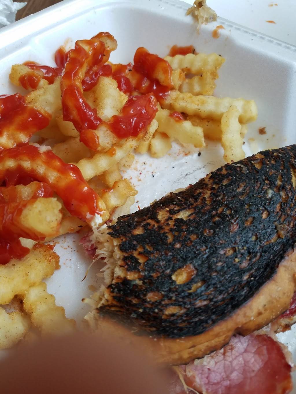 American Deli | restaurant | 2860 Cumberland Mall Suite #1312, Atlanta, GA 30339, USA | 7704353444 OR +1 770-435-3444