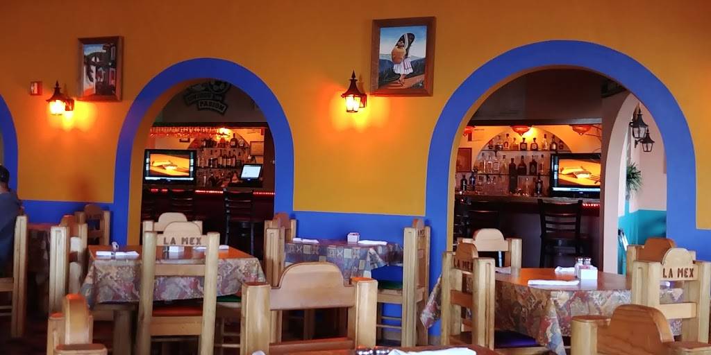 La Mex | restaurant | 930 W Custer Ave, Pontiac, IL 61764, USA | 8158444564 OR +1 815-844-4564