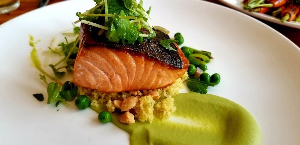 Decca Restaurant | restaurant | 812 E Market St, Louisville, KY 40206, USA | 5027498128 OR +1 502-749-8128