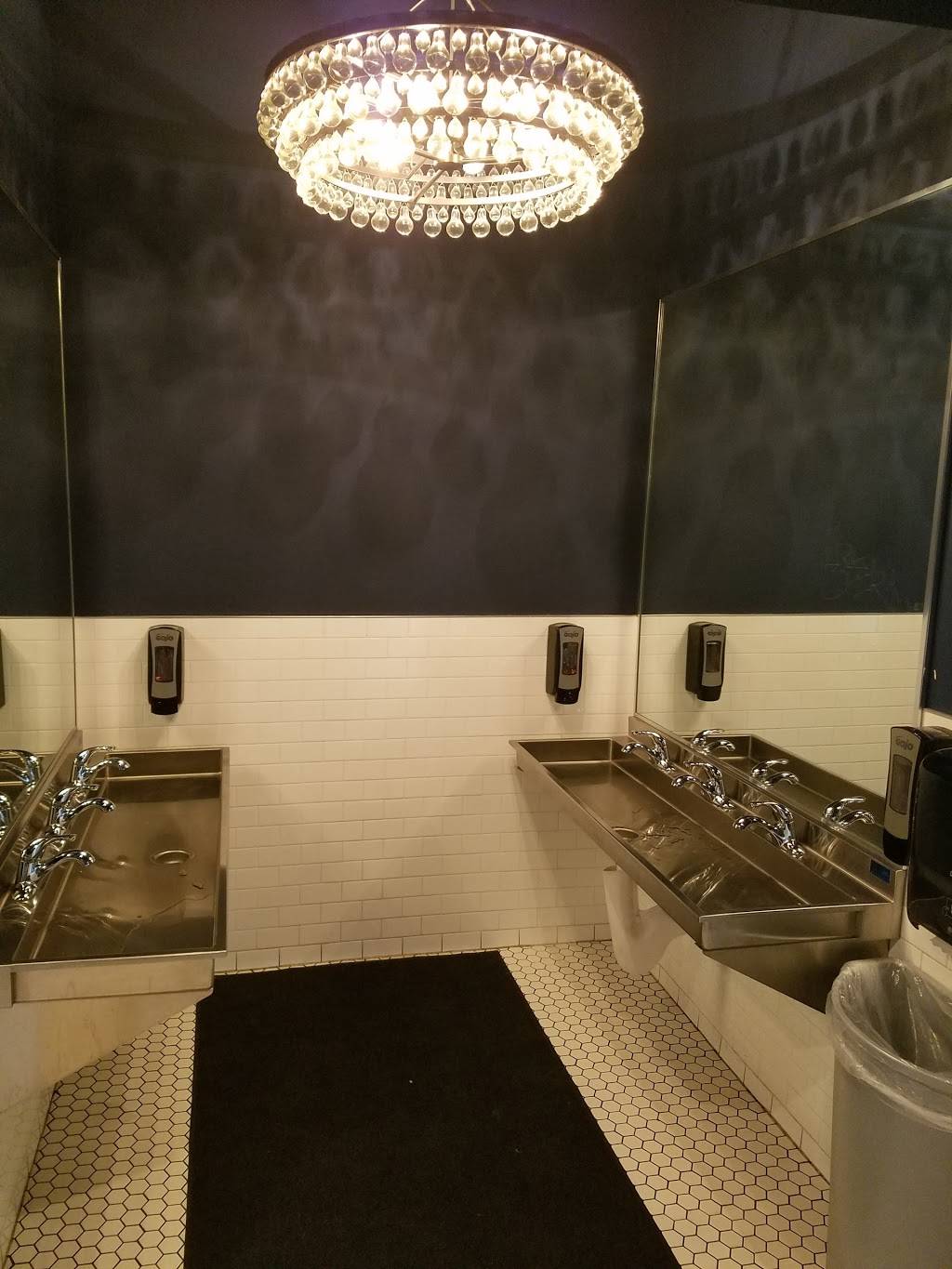 The Fremont Restaurant & Bar | restaurant | 1300 Lagoon Ave #100, Minneapolis, MN 55408, USA | 6123454172 OR +1 612-345-4172