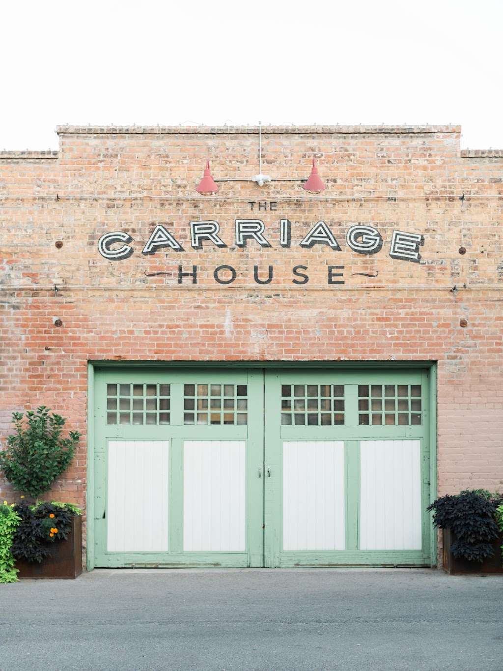 The Carriage House | restaurant | 125 S Arizona Ave, Tucson, AZ 85701, USA | 5206156100 OR +1 520-615-6100