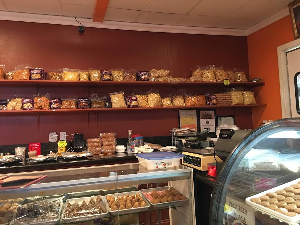 Radhe Sweets and Catering | restaurant | Ste I-J, 3070 W Lincoln Ave, Anaheim, CA 92804, USA | 7142209355 OR +1 714-220-9355