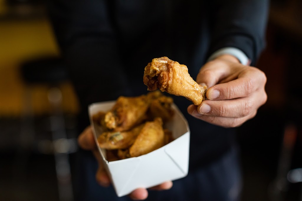 Wing Snob | restaurant | 31503 Gratiot Ave, Roseville, MI 48066, USA | 5869999464 OR +1 586-999-9464