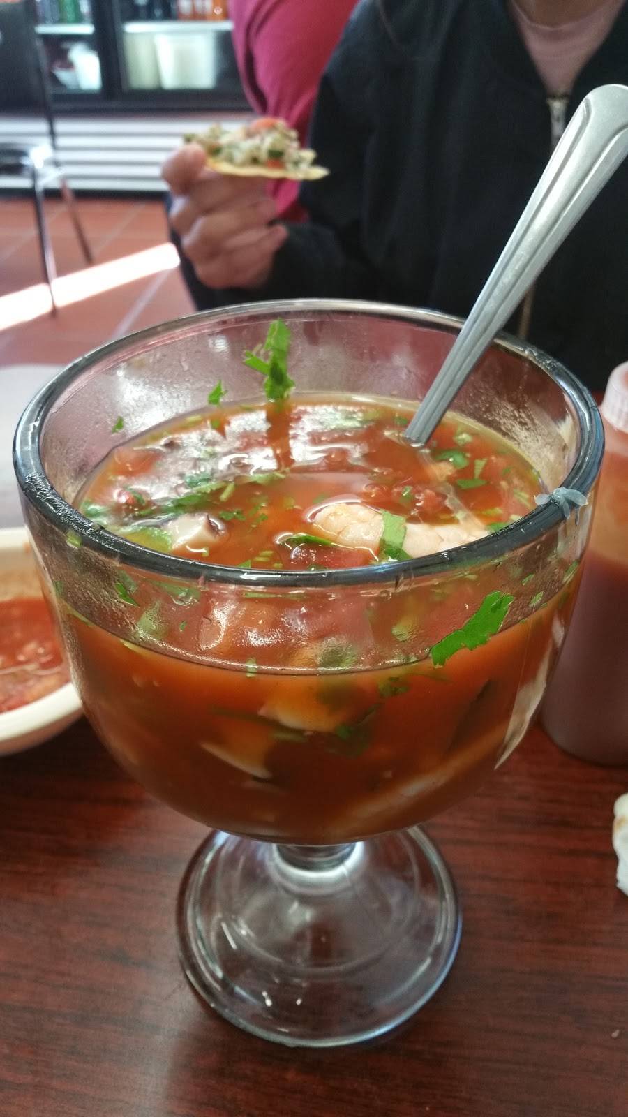 La Sirena Azul | restaurant | 4545 W Century Blvd, Inglewood, CA 90304, USA | 3106735201 OR +1 310-673-5201