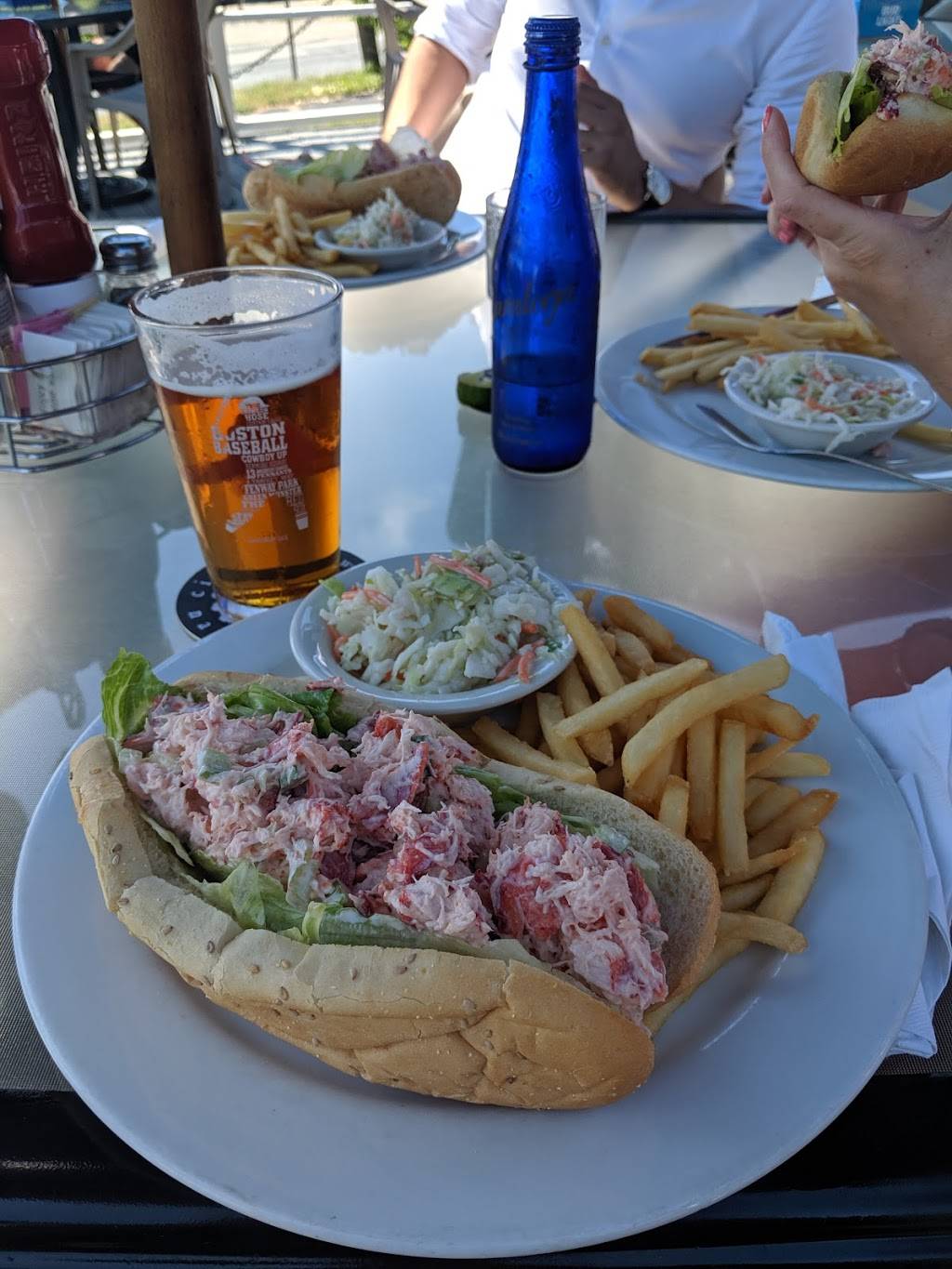 The Dockside Restsurant | restaurant | 110 School St, Hyannis, MA 02601, USA | 5088274355 OR +1 508-827-4355