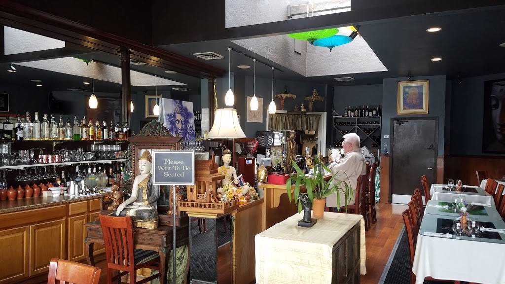 Jasmine Bistro | meal takeaway | 222 N Lincoln St Suite #111, Port Angeles, WA 98362, USA | 3604526148 OR +1 360-452-6148