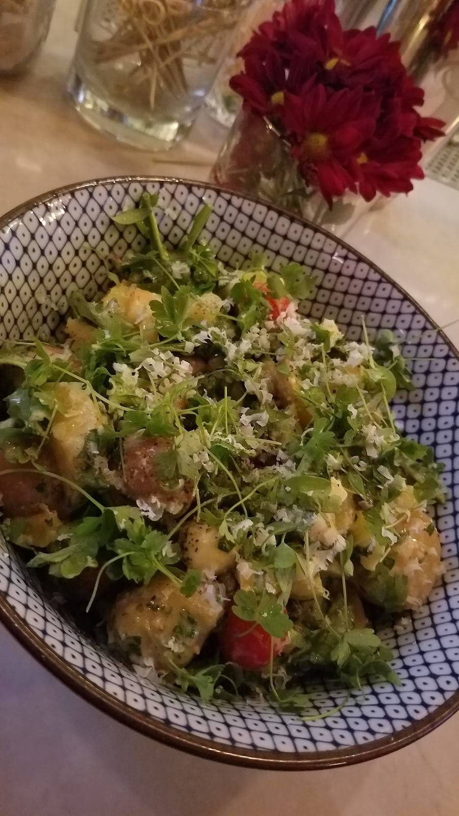 The Oak and Vine | restaurant | 117 E Harvard St, Glendale, CA 91205, USA | 8185077011 OR +1 818-507-7011