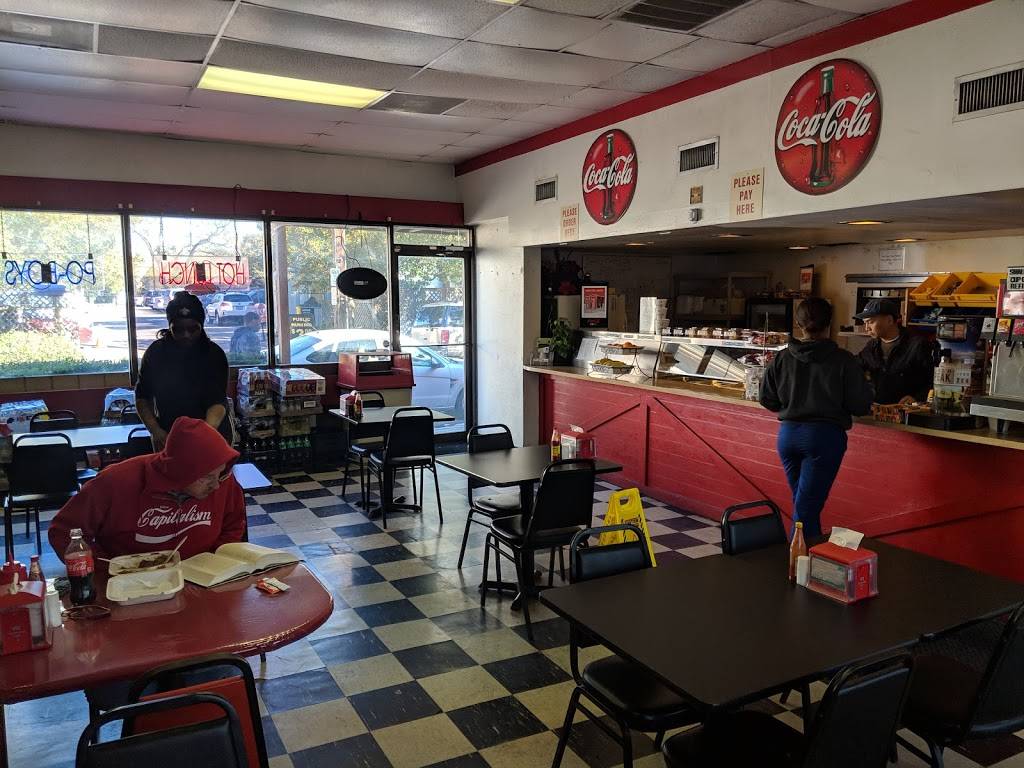 Leo Caboose | restaurant | 1523 Aline St, New Orleans, LA 70115, USA | 5048997883 OR +1 504-899-7883