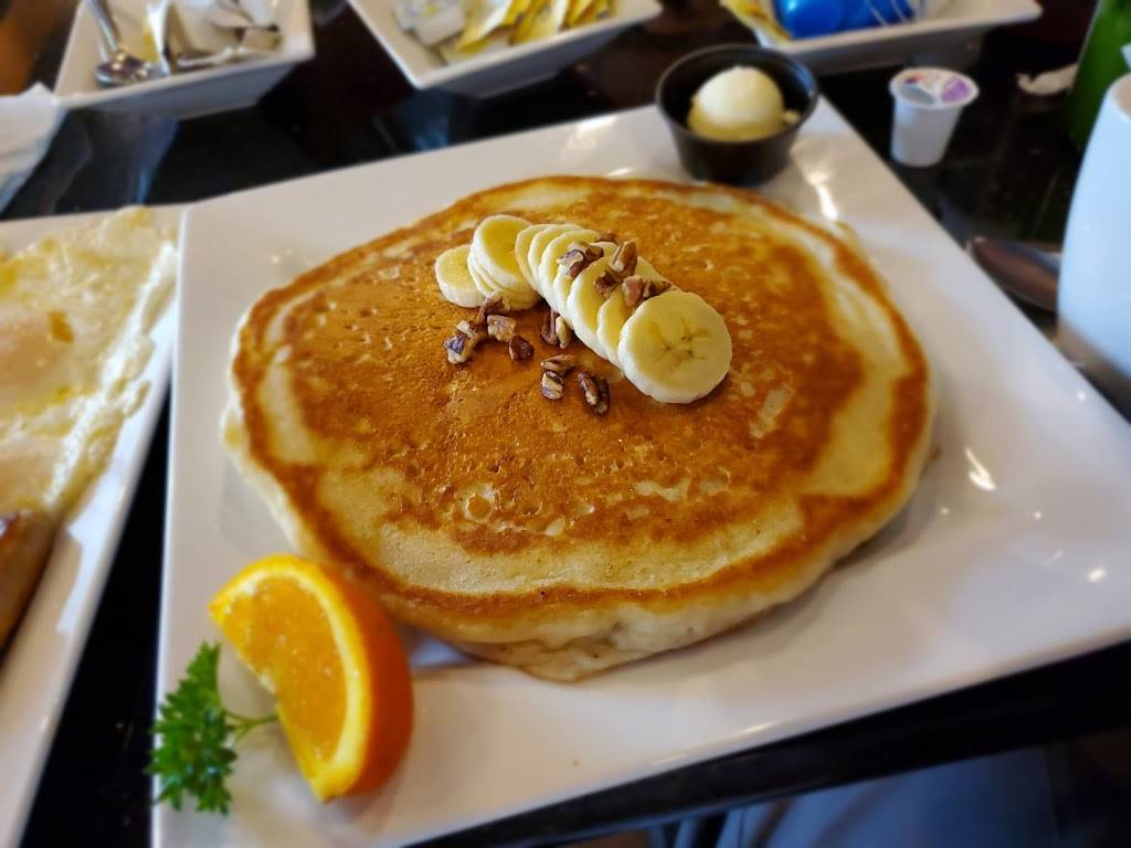 Kekes Breakfast Cafe | restaurant | 2435 S Hwy 27, Clermont, FL 34711, USA | 3523940956 OR +1 352-394-0956
