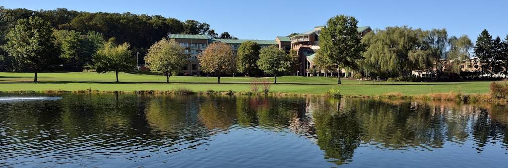 Turf Valley Resort | restaurant | 2700 Turf Valley Rd, Ellicott City, MD 21042, USA | 4104651500 OR +1 410-465-1500