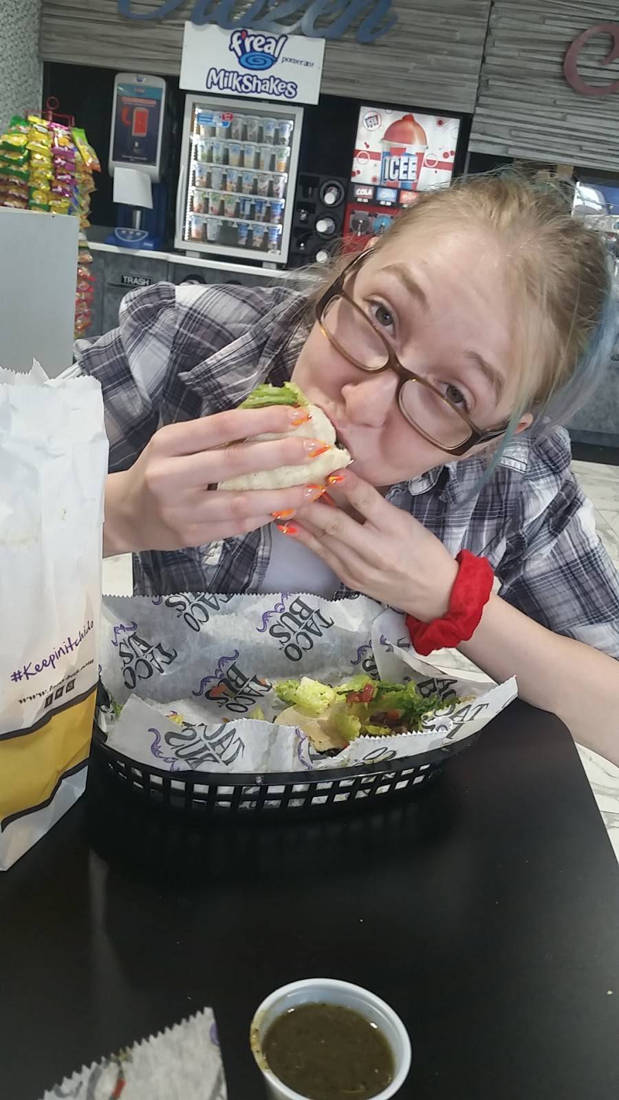 Taco Bus | restaurant | 10039 Gibsonton Dr, Riverview, FL 33578, USA | 8135333804 OR +1 813-533-3804