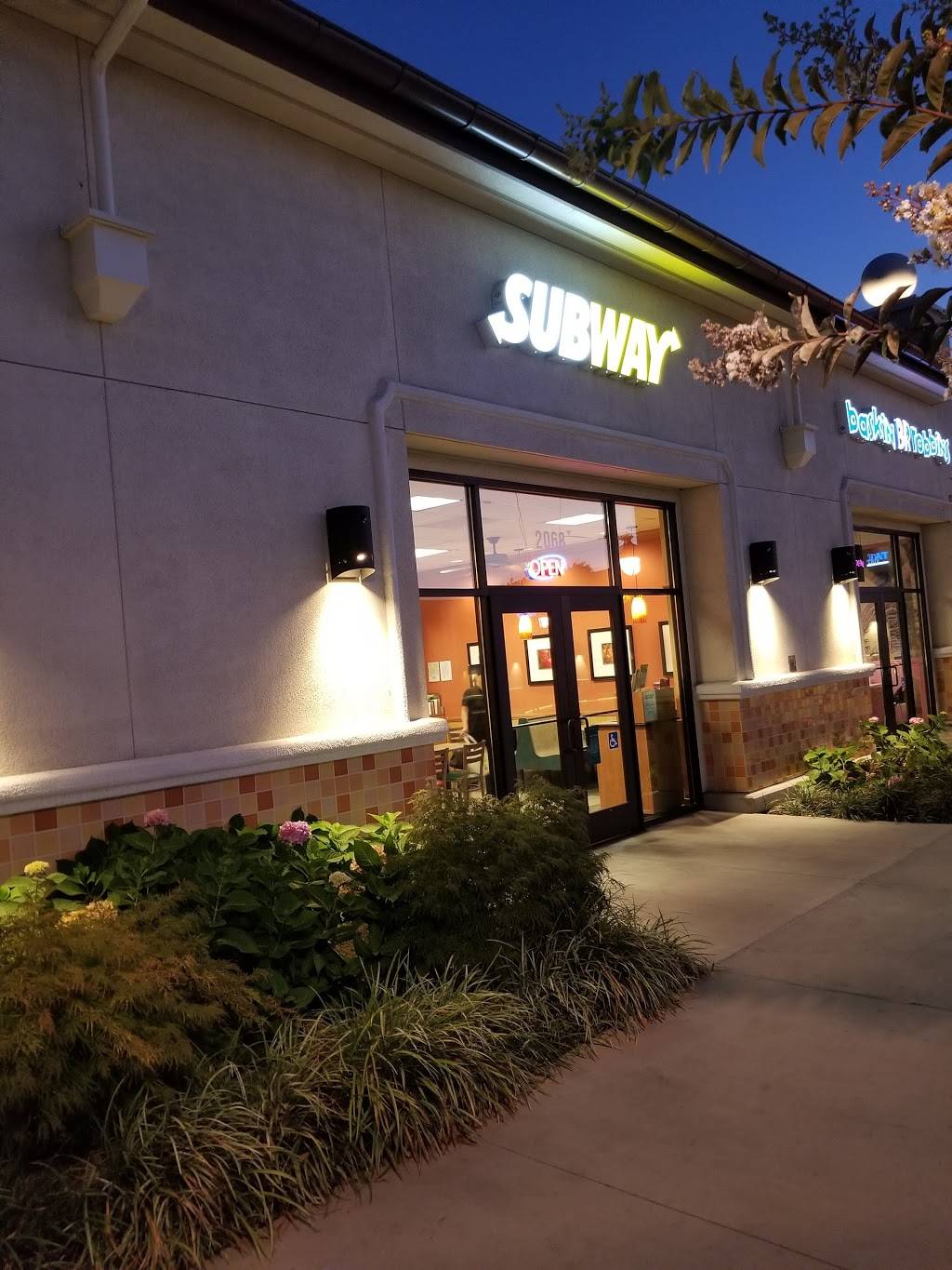 Subway Restaurants | restaurant | 2068 El Camino Real, Santa Clara, CA 95050, USA | 4082437288 OR +1 408-243-7288