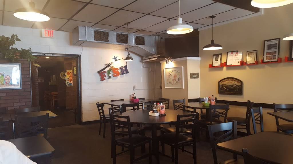 Mrs Fish Seafood Grill | restaurant | 919 Broadway St, Myrtle Beach, SC 29577, USA | 8439466869 OR +1 843-946-6869