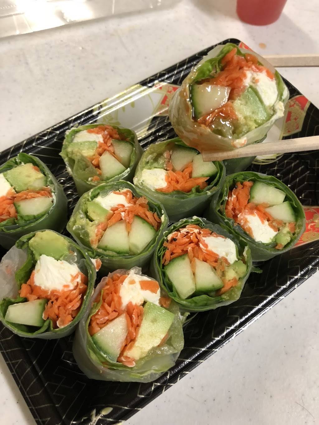 Splendid Sushi | restaurant | 26 Pleasant St, Concord, NH 03301, USA | 6037155346 OR +1 603-715-5346