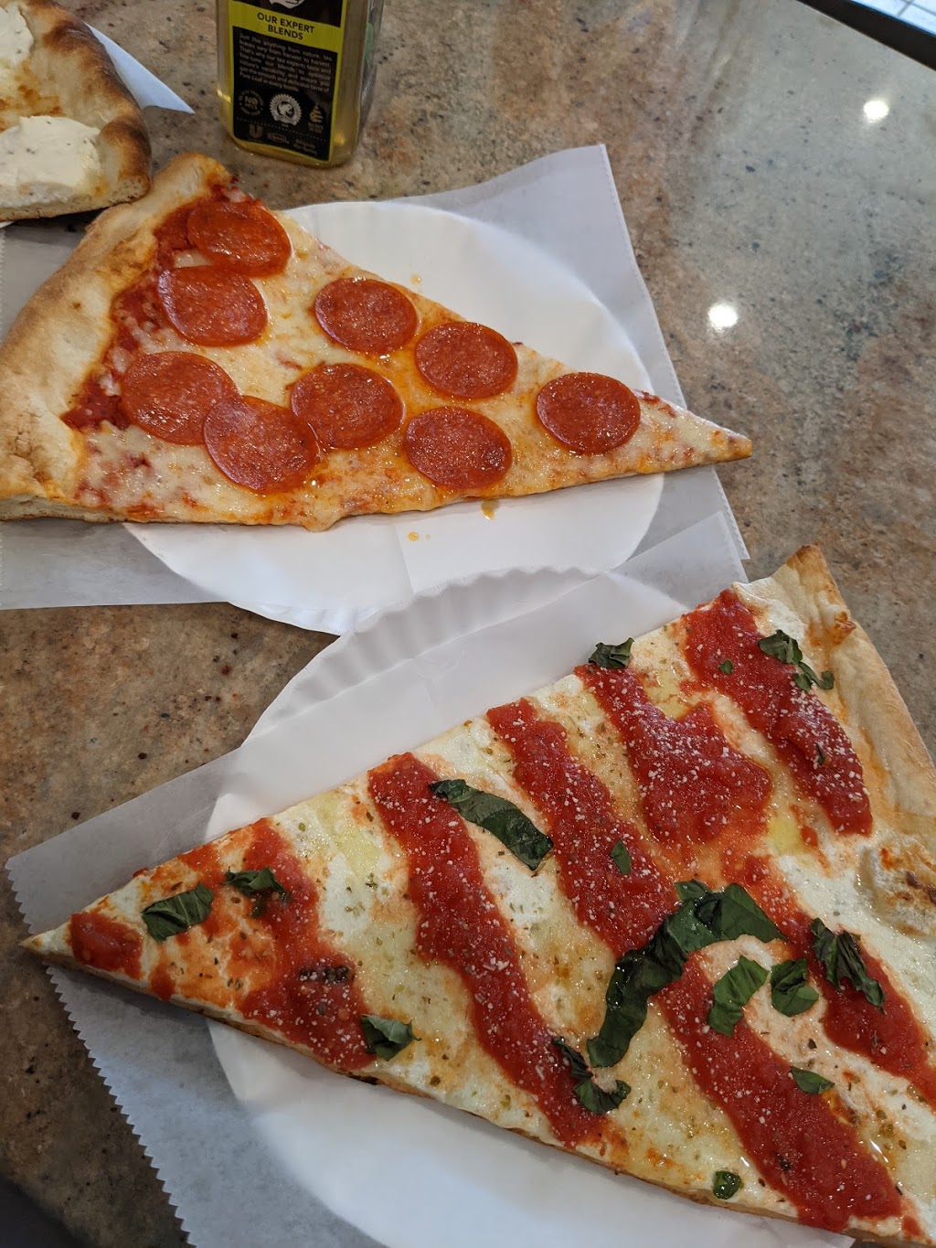 Silver Lake Pizza | restaurant | 79 Lake St, Harrison, NY 10604, USA | 9143282326 OR +1 914-328-2326