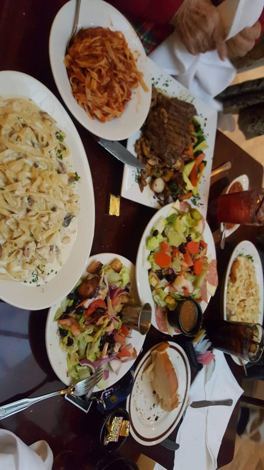 Rosas | Trattoria and Bar | restaurant | 210 E Tulare Ave, Tulare, CA 93274, USA | 5594675681 OR +1 559-467-5681