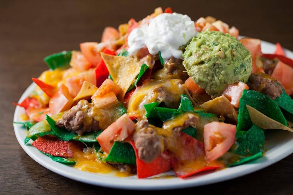 Malarkys Irish Pub | restaurant | 3011 Newport Blvd, Newport Beach, CA 92663, USA | 9496752340 OR +1 949-675-2340