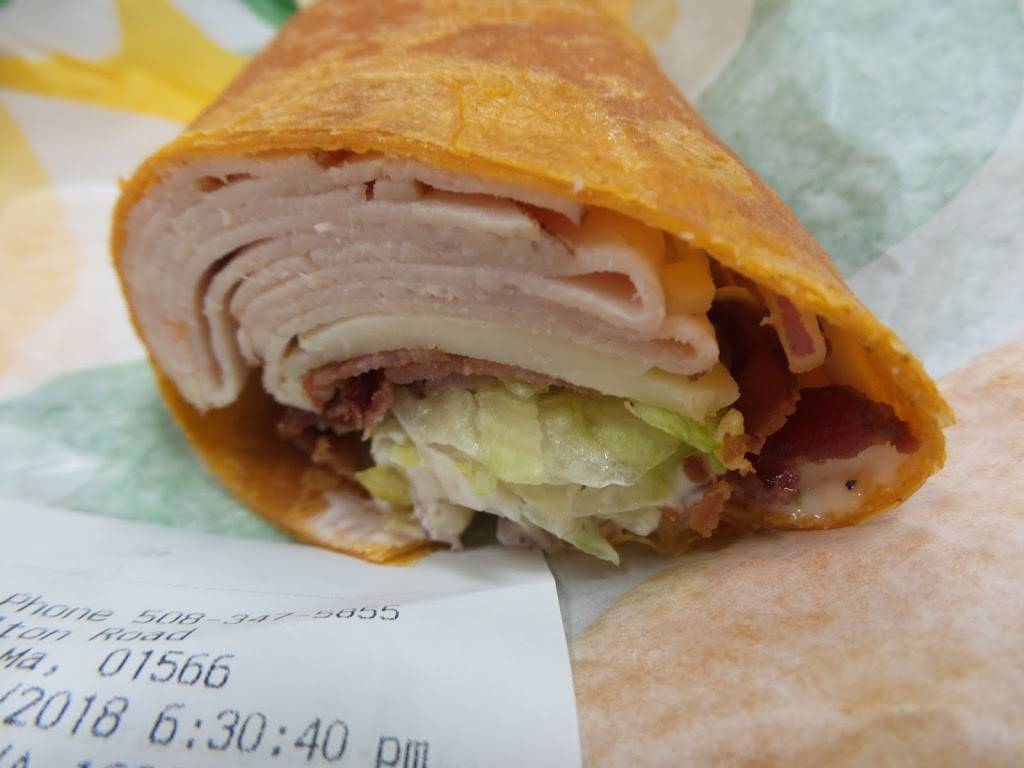 Subway | restaurant | 100 Charlton Rd, Sturbridge, MA 01566, USA | 5083475855 OR +1 508-347-5855
