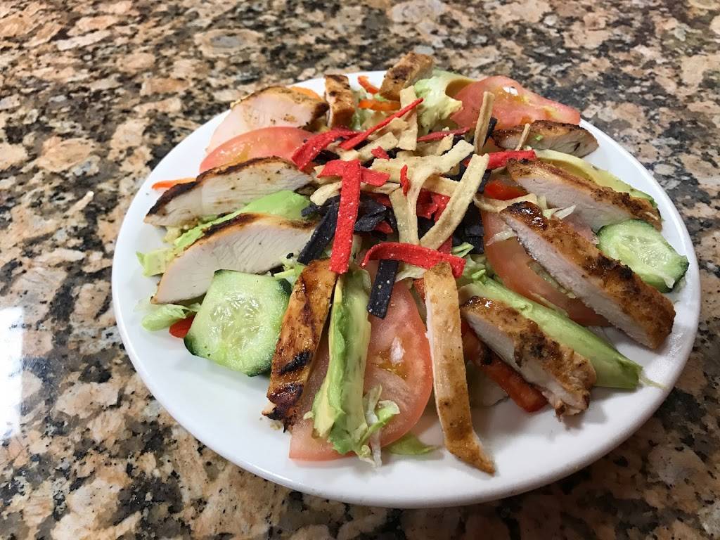 La Paz Deli & Restaurant | restaurant | 377 B Nassau Rd, Roosevelt, NY 11575, USA | 5162083180 OR +1 516-208-3180