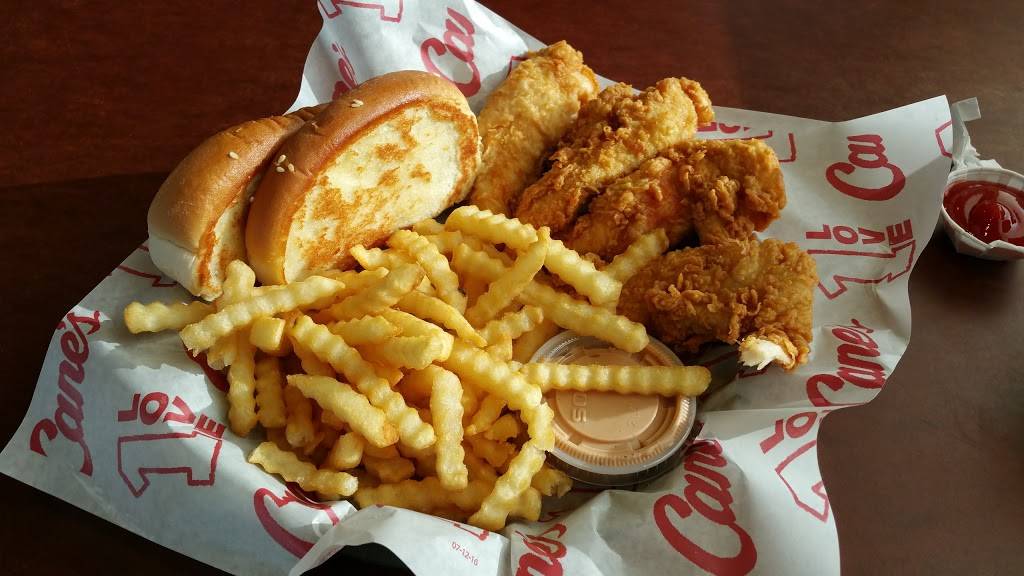 Raising Canes Chicken Fingers | meal takeaway | 3205 Justin Rd, Flower Mound, TX 75028, USA | 9728740359 OR +1 972-874-0359