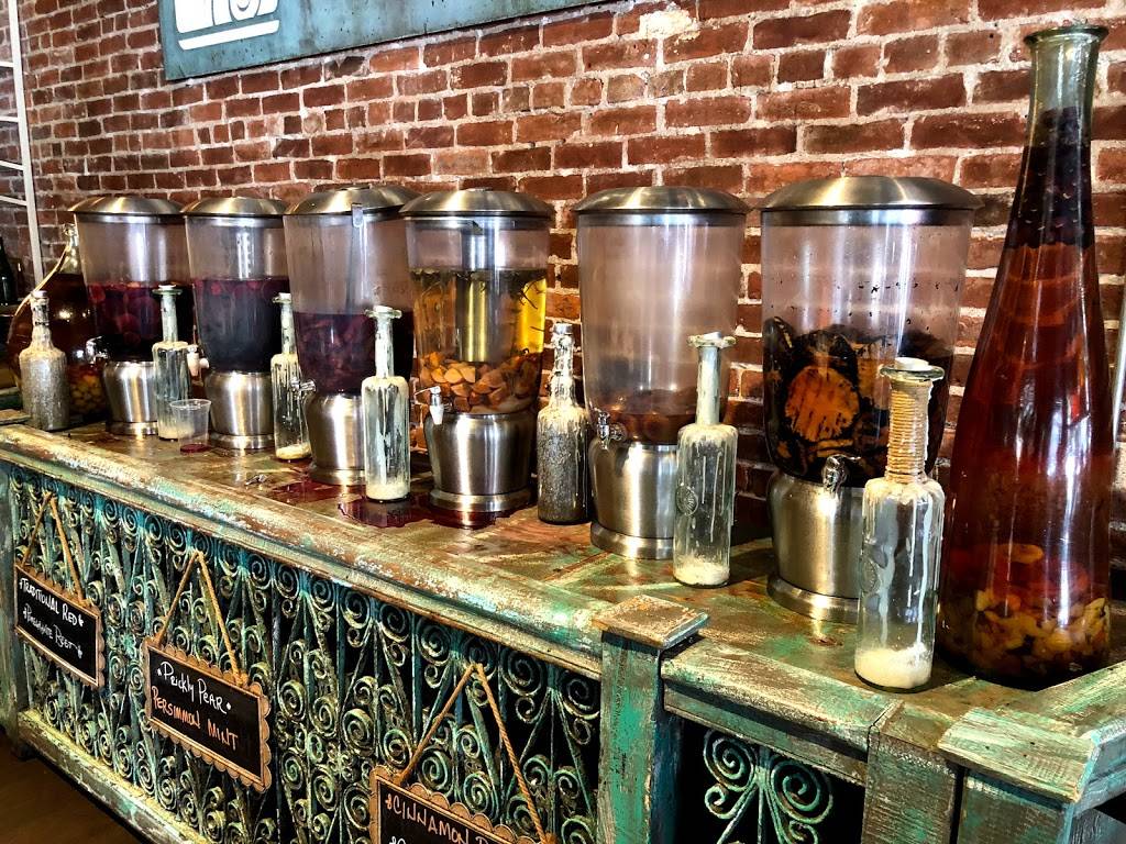 Cafe 21 Gaslamp | restaurant | 802 Fifth Ave, San Diego, CA 92101, USA | 6196402121 OR +1 619-640-2121