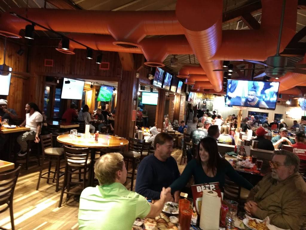 Hooters | meal takeaway | 654 Wade Cir S, Goodlettsville, TN 37072, USA | 6158516499 OR +1 615-851-6499