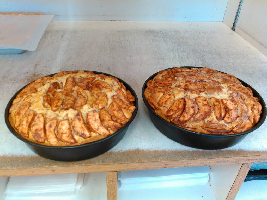 Sandys Coffee Corner | restaurant | 12 Monponsett St, Hanson, MA 02341, USA | 7812939824 OR +1 781-293-9824