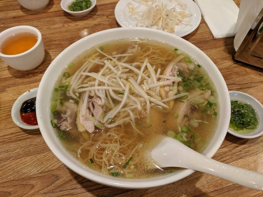 Phở Gà Hương Quê Cafe | cafe | 1228 7th Ave, Oakland, CA 94606, USA | 5108358488 OR +1 510-835-8488