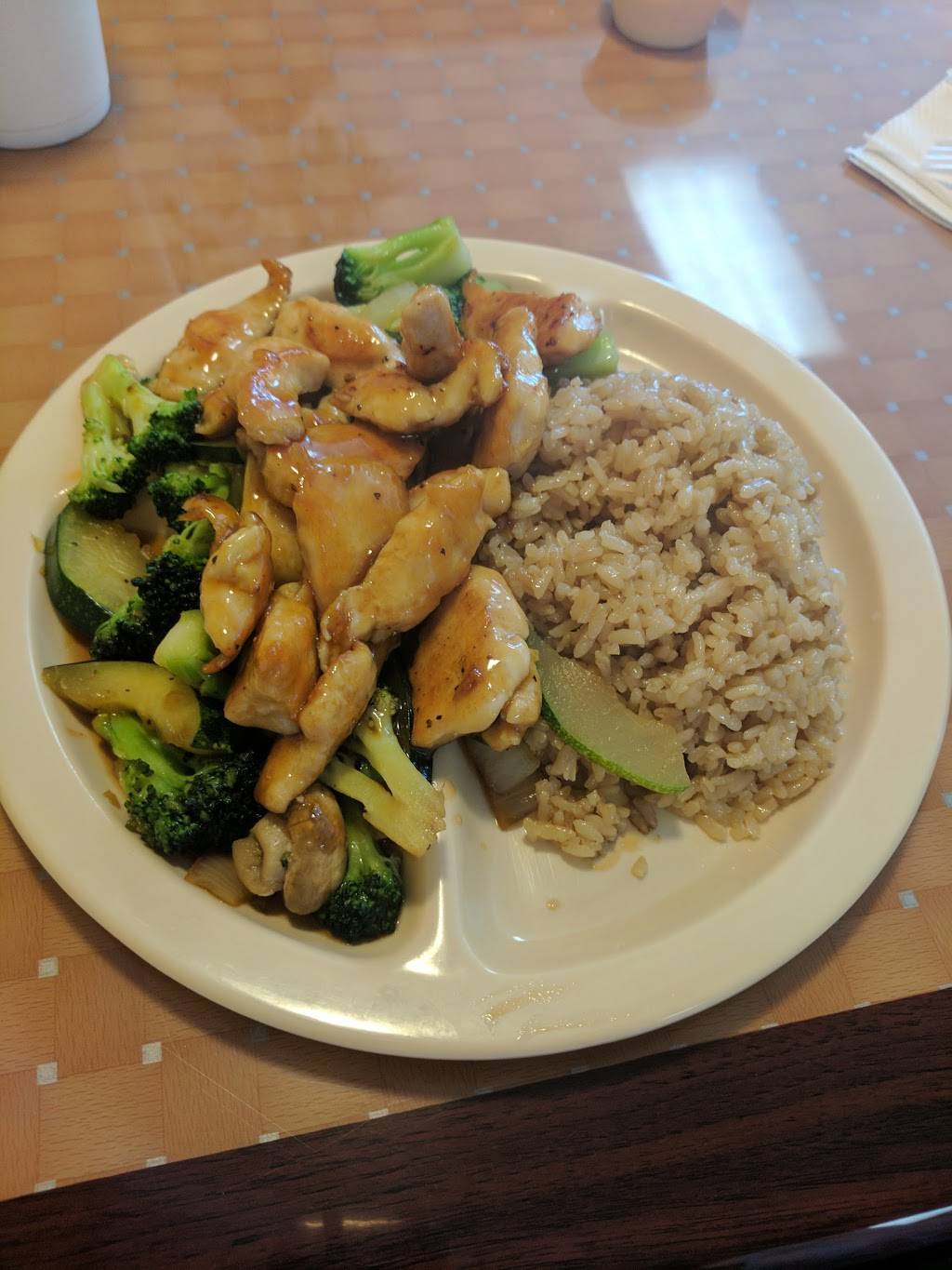 Hibachi Hut | restaurant | 2408 Ashley River Rd unit y, Charleston, SC 29414, USA | 8438726537 OR +1 843-872-6537