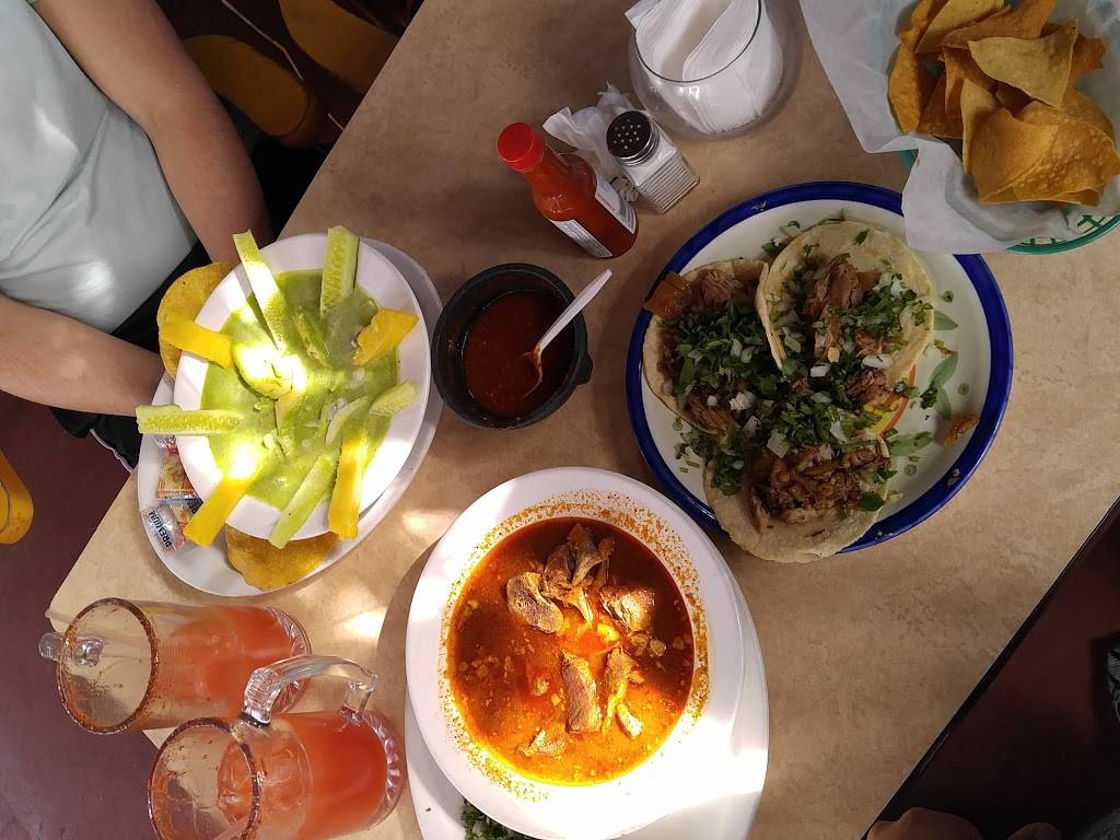 Carnitas La Piedad | restaurant | 4137 Mission Blvd, Montclair, CA 91763, USA | 9096274126 OR +1 909-627-4126
