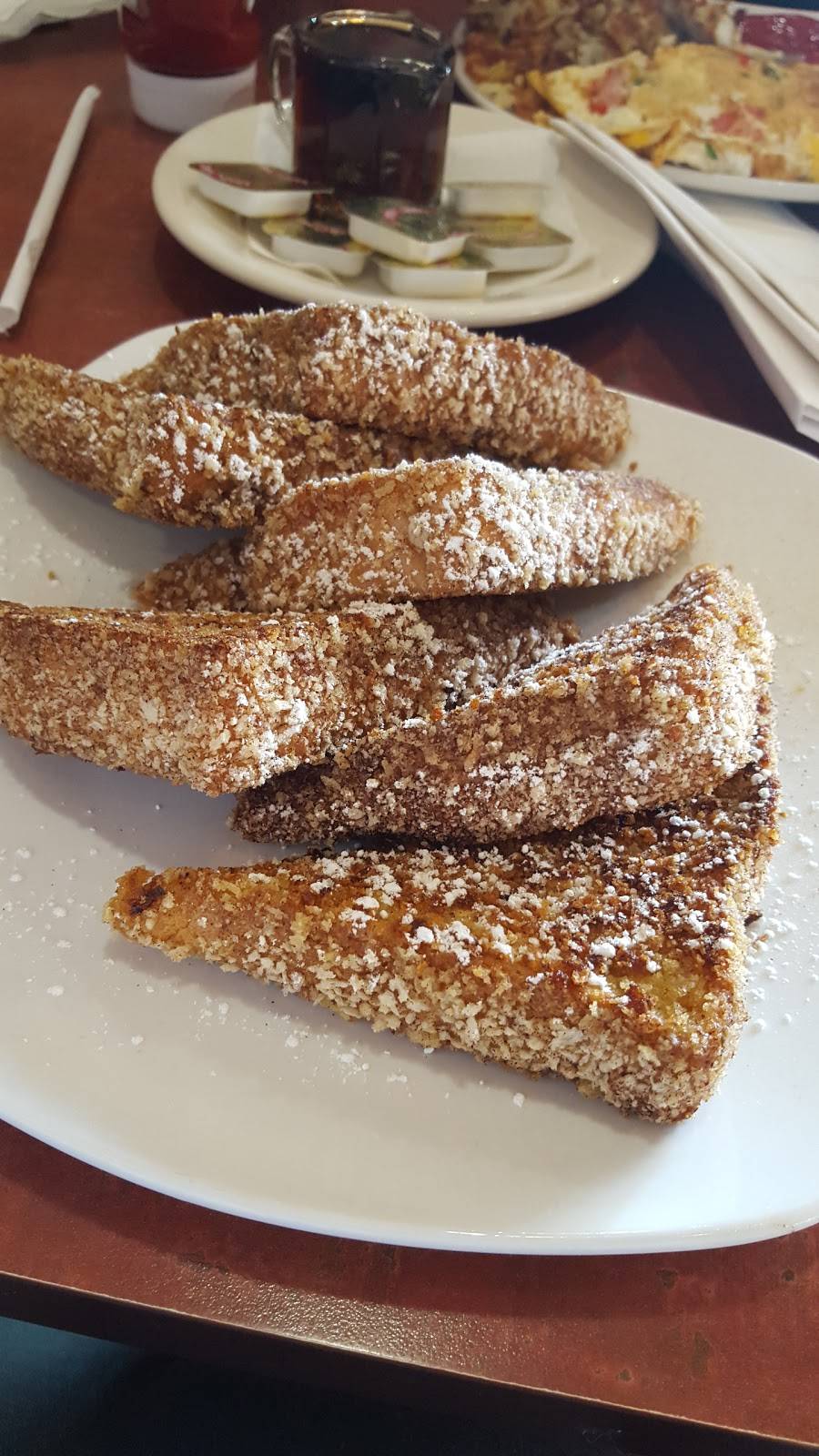 Honey Tree Restaurant | restaurant | 44667 Mound Rd, Sterling Heights, MI 48314, USA | 5867397284 OR +1 586-739-7284