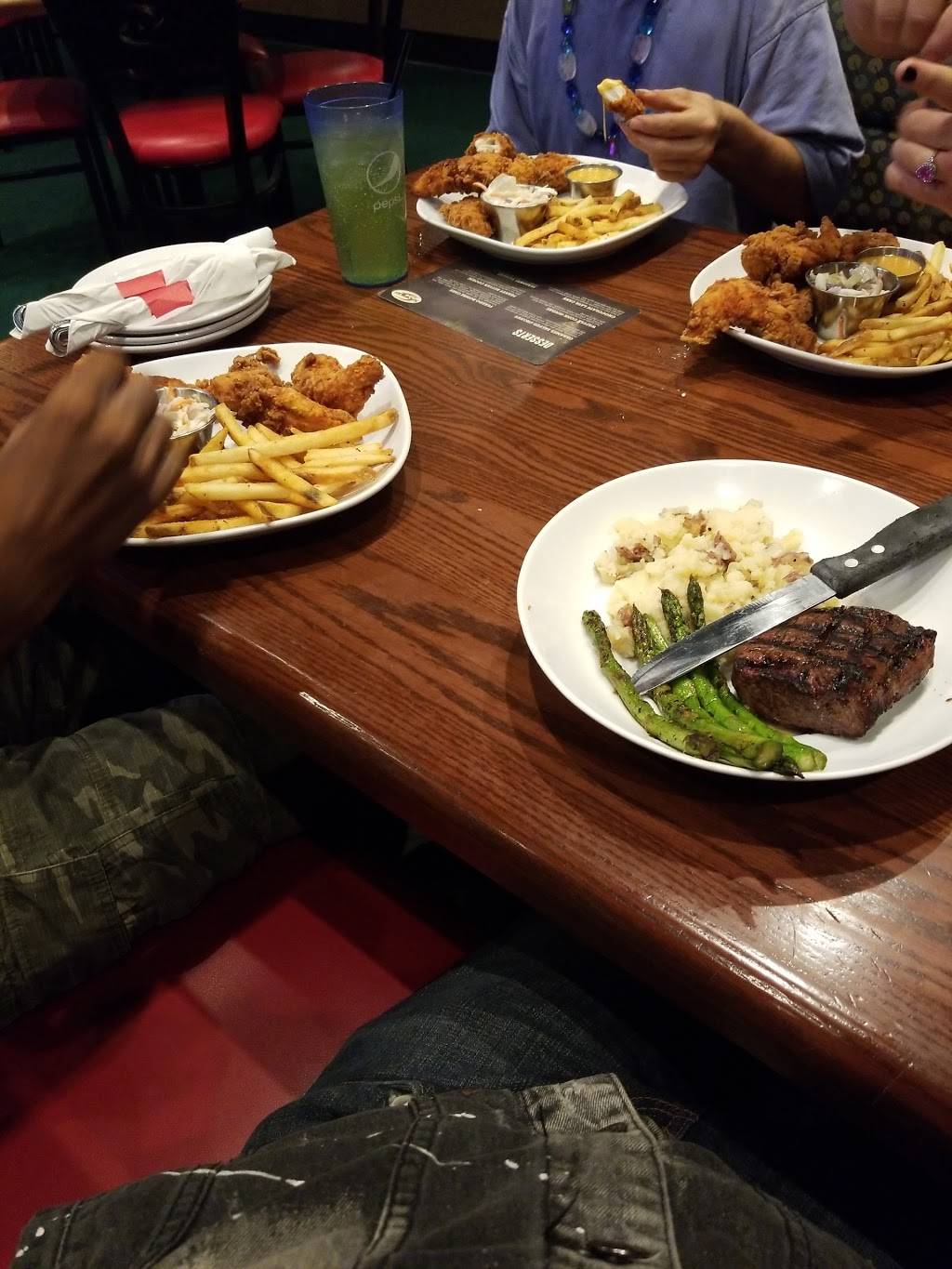 Recovery Sports Grill | restaurant | 2080 Western Ave, Guilderland, NY 12084, USA | 5182183371 OR +1 518-218-3371