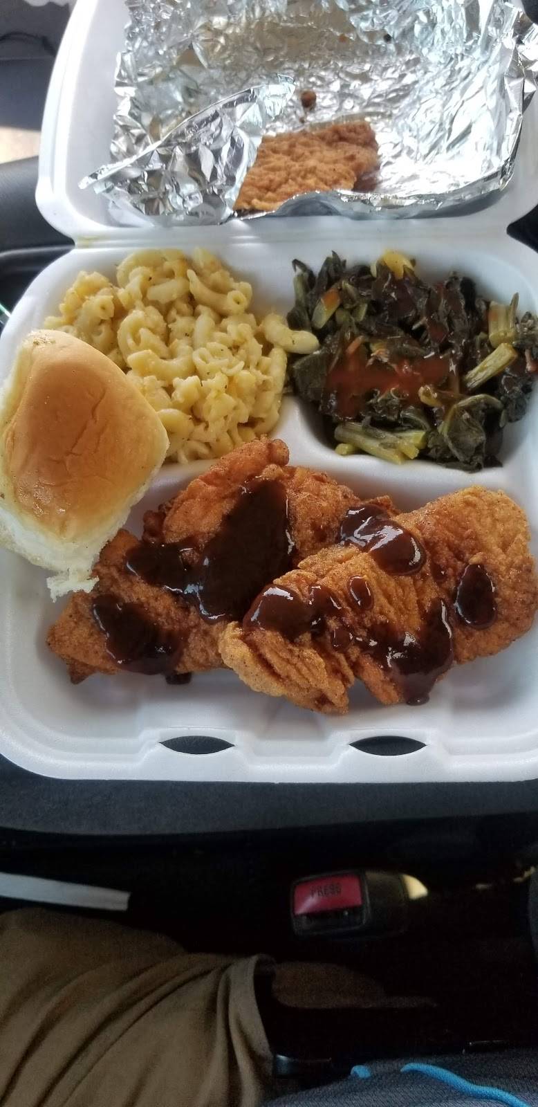 Chippers Seafood, Steaks & Melts | restaurant | 1245 Som Center Rd, Mayfield Heights, OH 44124, USA | 4406834575 OR +1 440-683-4575