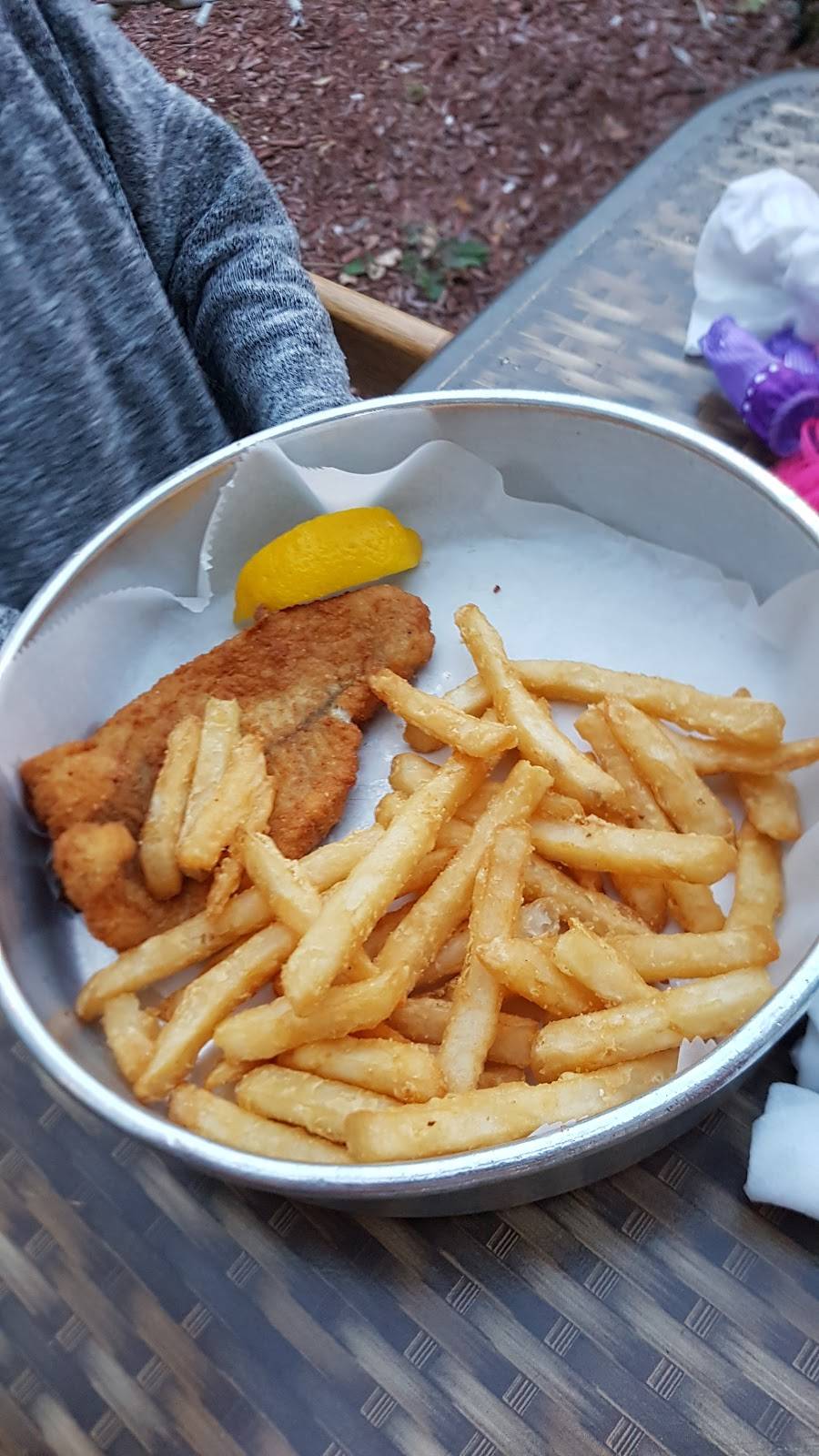 Buoy One - Riverhead | restaurant | 1175 W Main St, Riverhead, NY 11901, USA | 8332869663 OR +1 833-286-9663