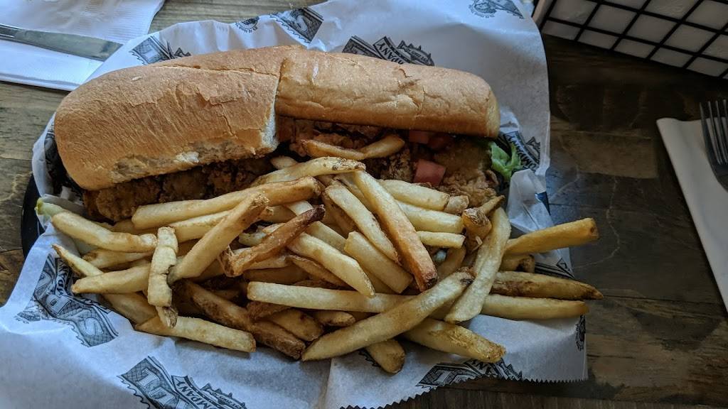 St. Paul Fish Co. | restaurant | 6200 W Mequon Rd, Mequon, WI 53092, USA | 2622009909 OR +1 262-200-9909