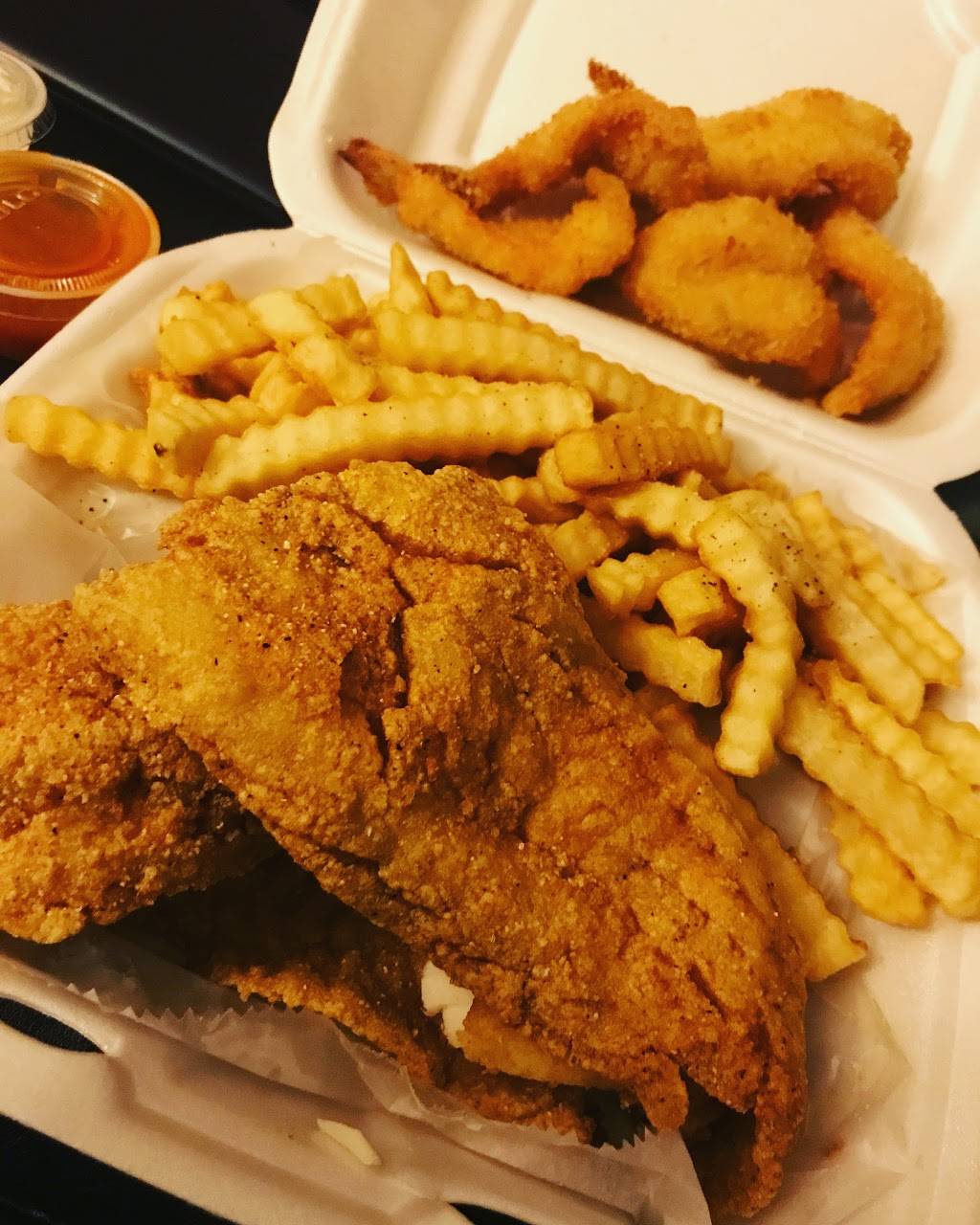 South Pride seafood and soul | restaurant | 5201 MD-210, Oxon Hill, MD 20745, USA | 3018393300 OR +1 301-839-3300