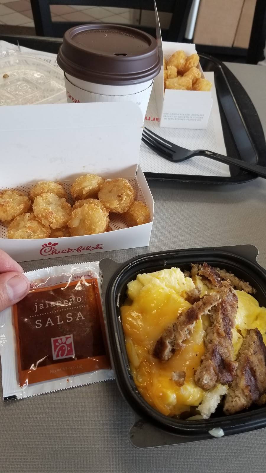 Chick-fil-A | restaurant | 4 W Rd, Newtown, PA 18940, USA | 2154979011 OR +1 215-497-9011