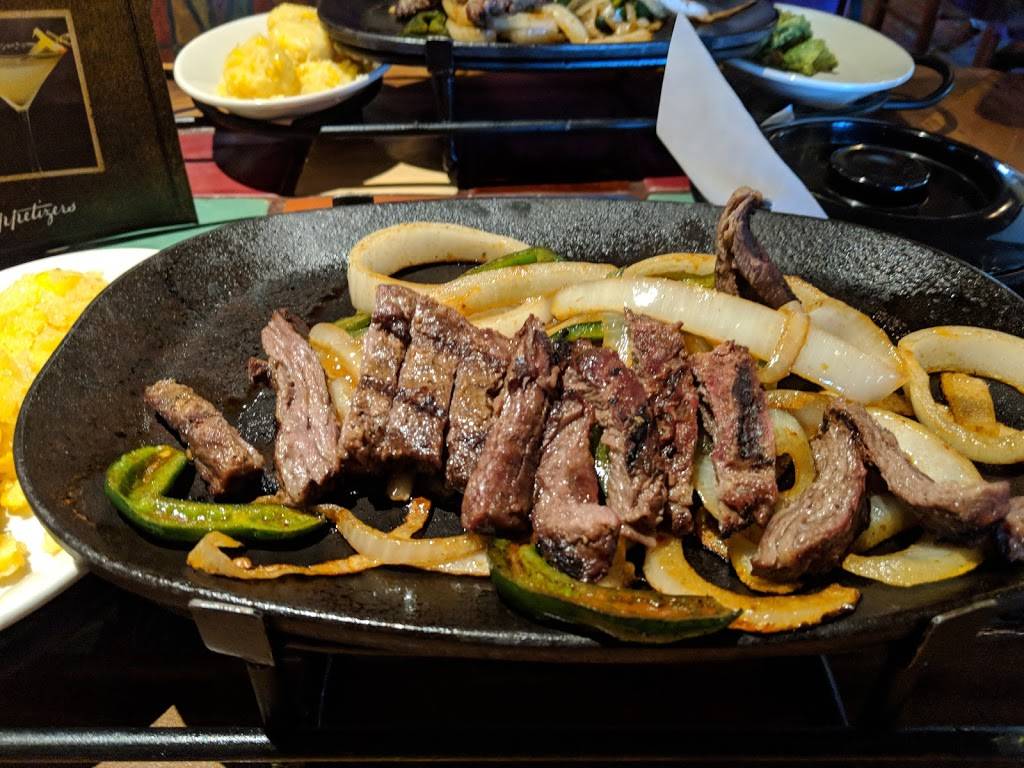 El Torito | restaurant | 17420 17th St, Tustin, CA 92780, USA | 7148386630 OR +1 714-838-6630