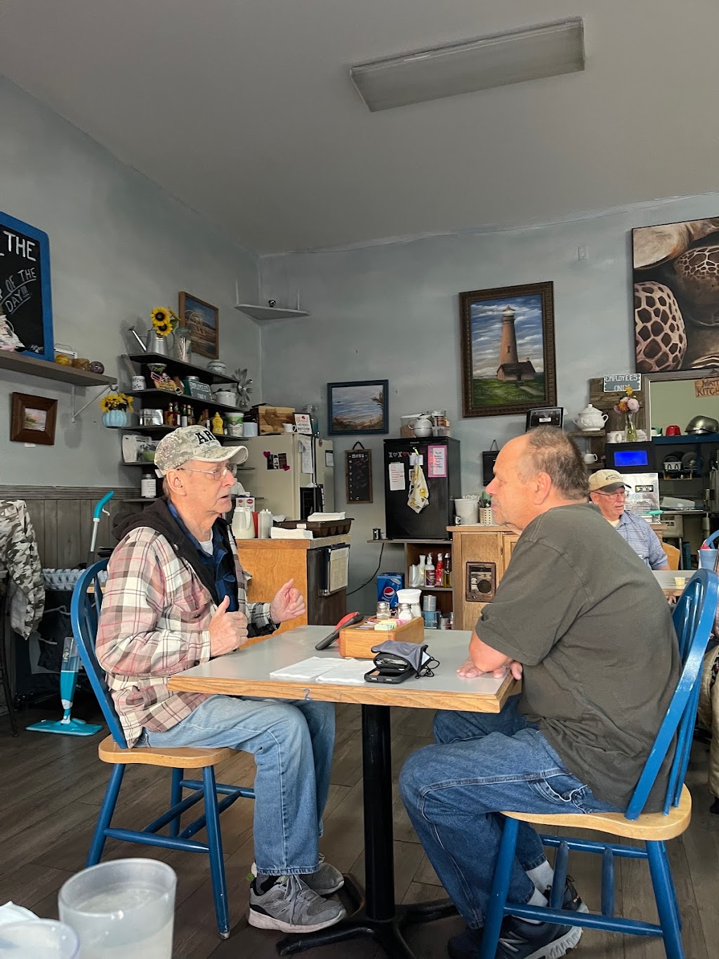 Waldport Cafe | restaurant | 440 NE Commercial St #4, Waldport, OR 97394, USA | 5415634545 OR +1 541-563-4545