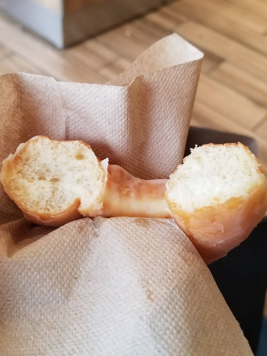 Krispy Kreme TEMP CLOSURE | bakery | 200 Tanger Outlets Blvd Suite 709, Pooler, GA 31322, USA | 9124500450 OR +1 912-450-0450