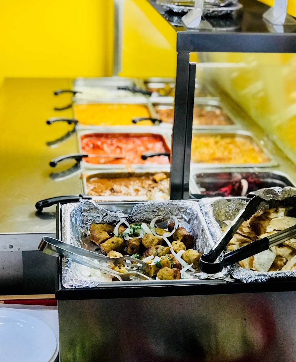 Shehnai Restaurant | restaurant | 447 Main St W, Hamilton, ON L8P 1K5, Canada | 9055770002 OR +1 905-577-0002