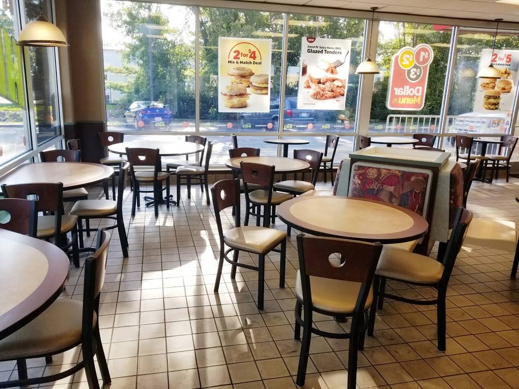 McDonalds | cafe | 110 Long Rd, Chesterfield, MO 63005, USA | 6365198002 OR +1 636-519-8002