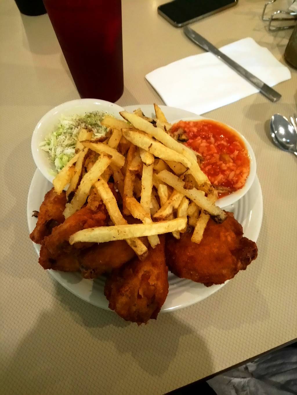 Village Inn Chicken | restaurant | 4444 S Cleveland Massillon Rd, Norton, OH 44203, USA | 3308254553 OR +1 330-825-4553