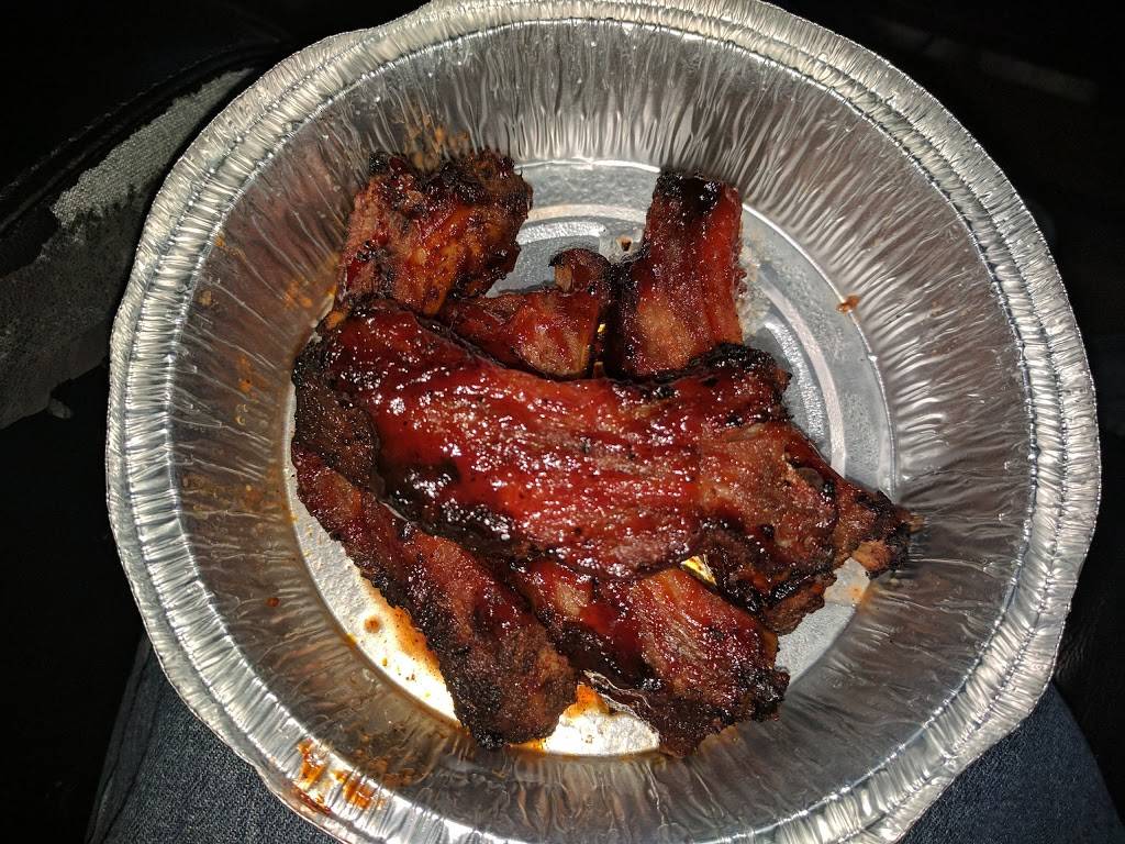 Carenas Jamaican Grille | restaurant | 7102 Midlothian Turnpike, Richmond, VA 23225, USA | 8044225375 OR +1 804-422-5375