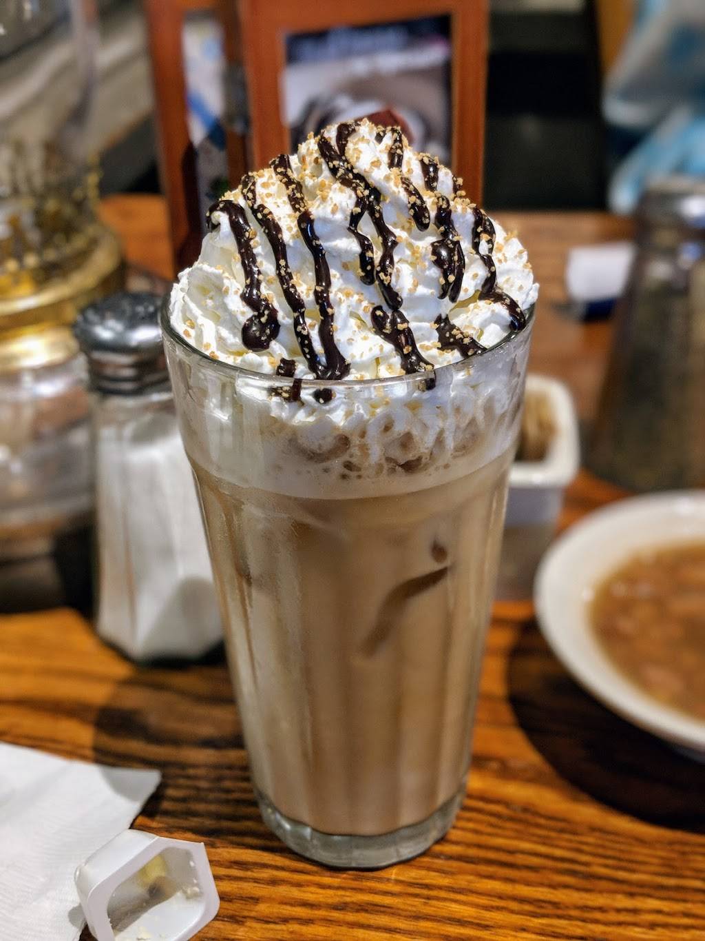 Cracker Barrel Old Country Store | restaurant | 6940 Sunset Strip Ave NW, North Canton, OH 44720, USA | 3309661144 OR +1 330-966-1144