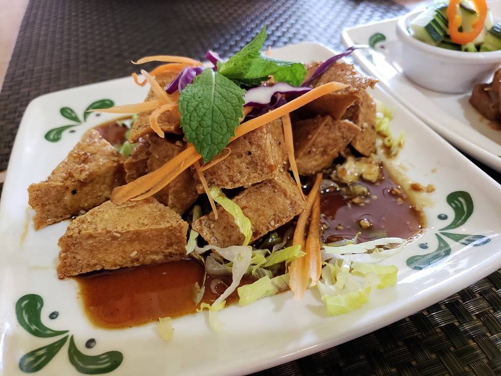 Thai Vegan | restaurant | 15614 Huebner Rd STE 113, San Antonio, TX 78248, USA | 2102570090 OR +1 210-257-0090