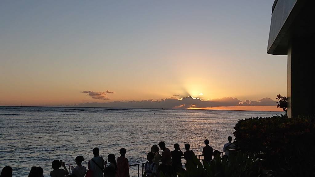 RumFire | restaurant | 2255 Kalakaua Ave, Honolulu, HI 96815, USA | 8089224422 OR +1 808-922-4422